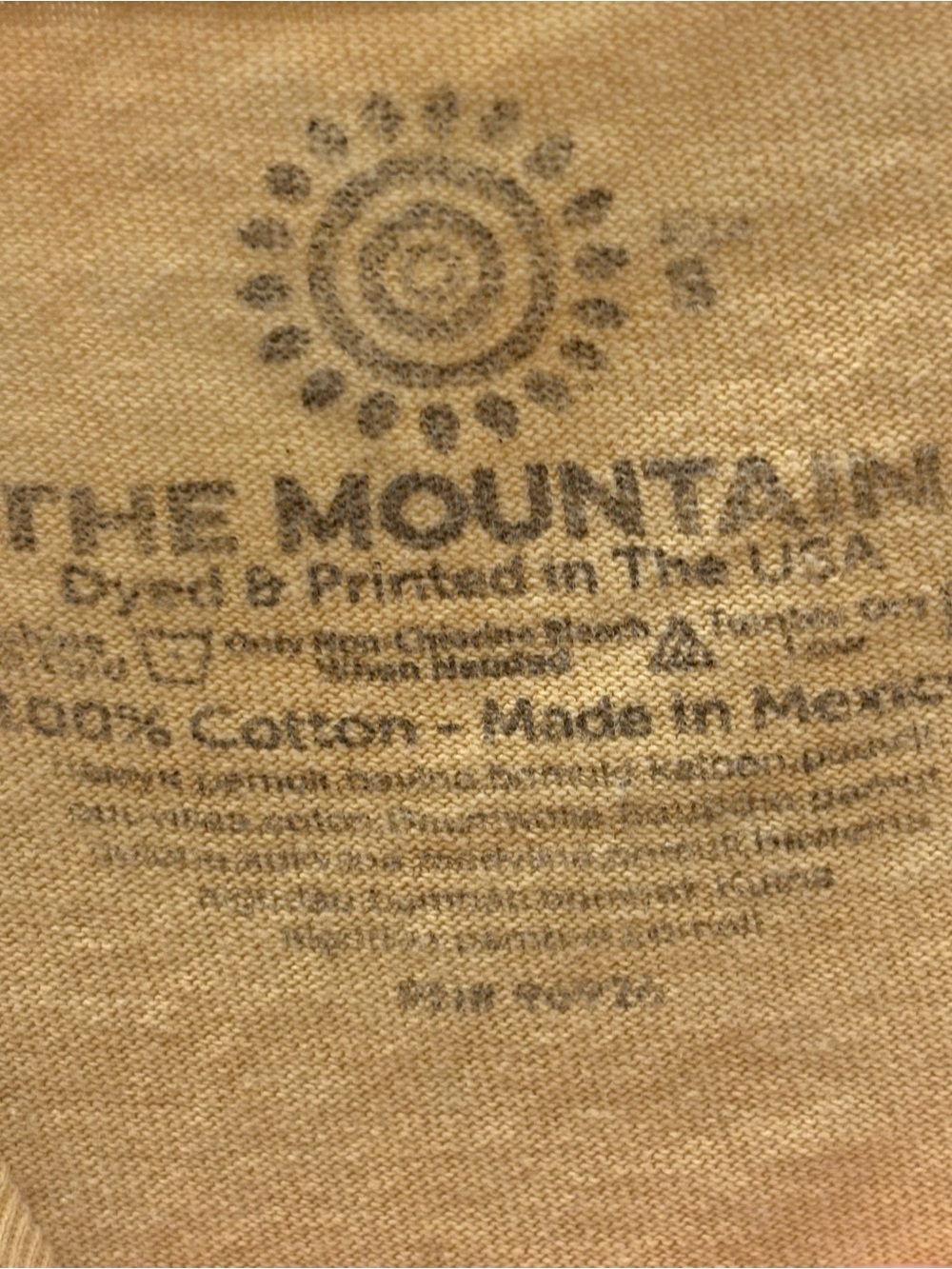Vintage The Mountain Yellow Cat Graphic Short Sleeve Tee - Picture 3 of 6